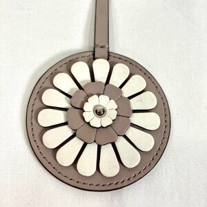 Kate Spade New York Rosa Daisy Replacement Charm Bag Accessory Taupe White